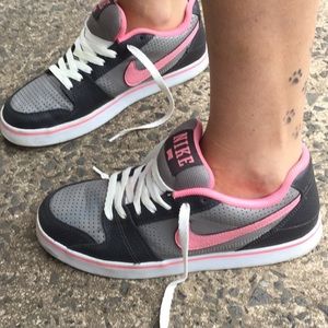 excellent NIKE "DUNKS" sneakers